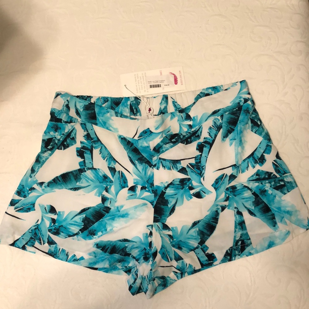 Buddy Love Peggy Evergreen shorts